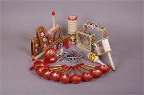 {{photo.Alt || photo.Description || 'Комплект «Весёлый туесок»'}}